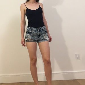 Forever 21 ripped jean shorts ~good condition~